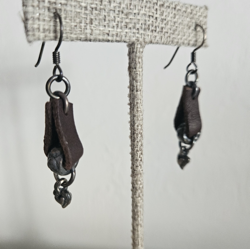 Leather & Silver Heart Drop Earrings | SZ 1.5" - Picture 7 of 8